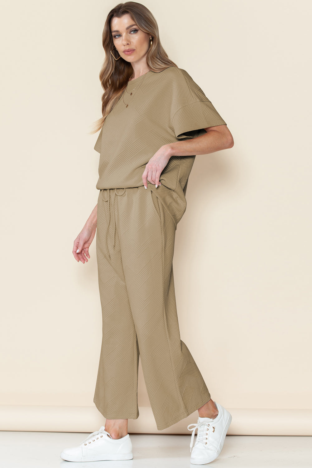 Textured Loose Fit T Shirt and Drawstring Pants Set w/Pockets