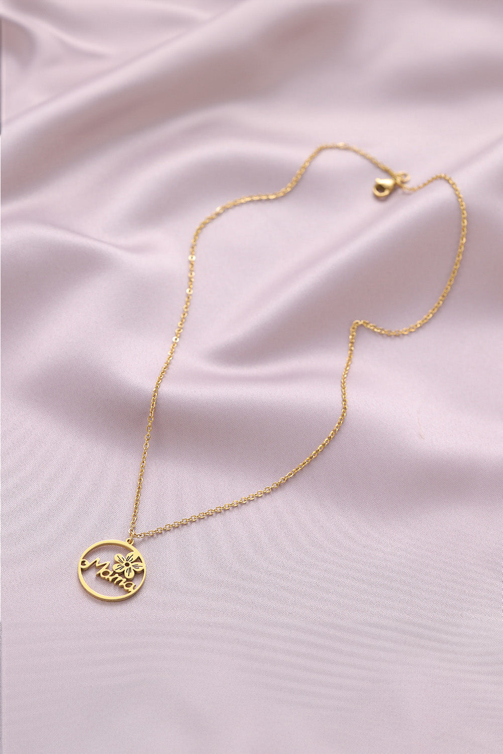 Gold Floral Mama Letter Round Shape Necklace