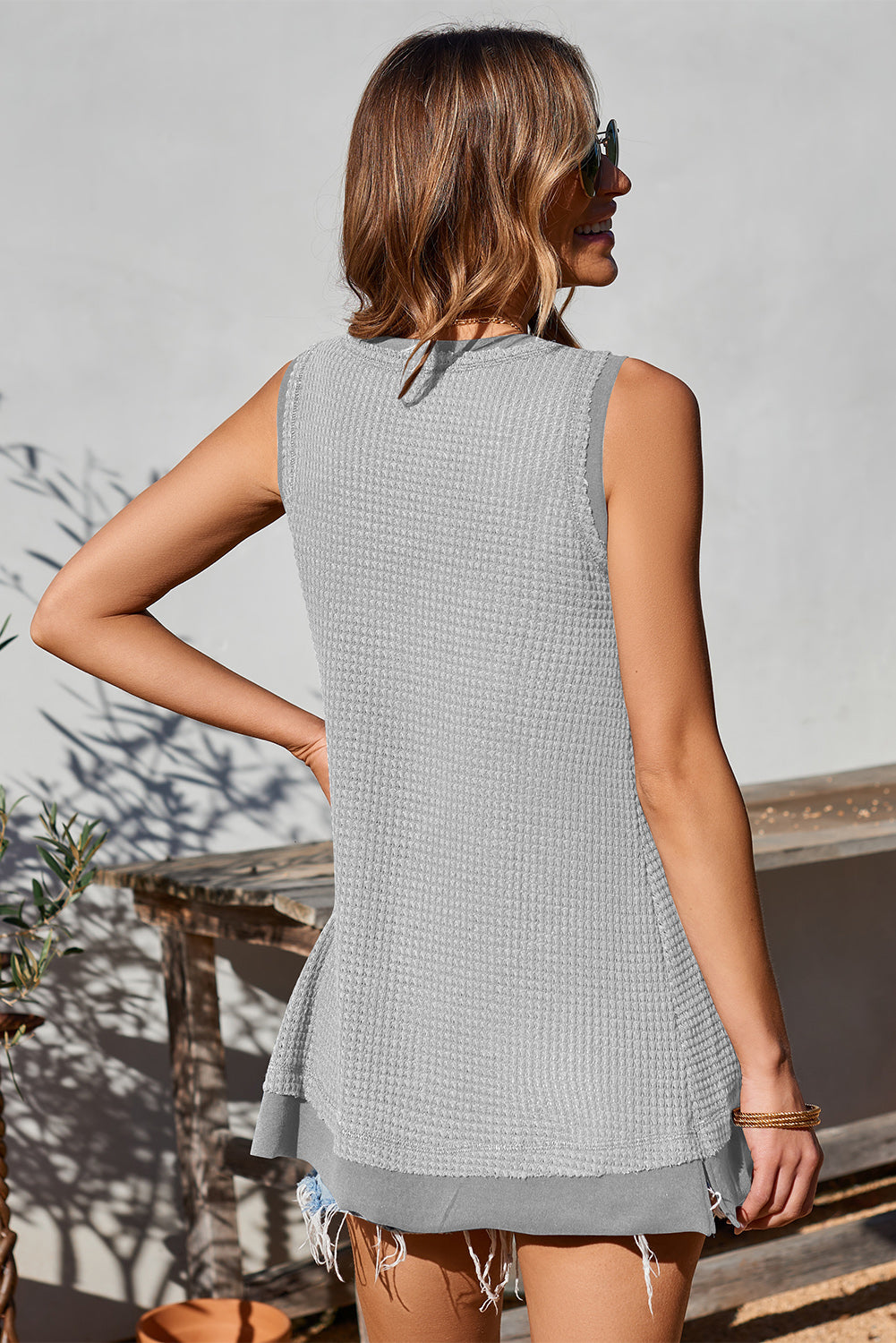 White Scoop Neck Waffle Knit Splicing Flowy Vest