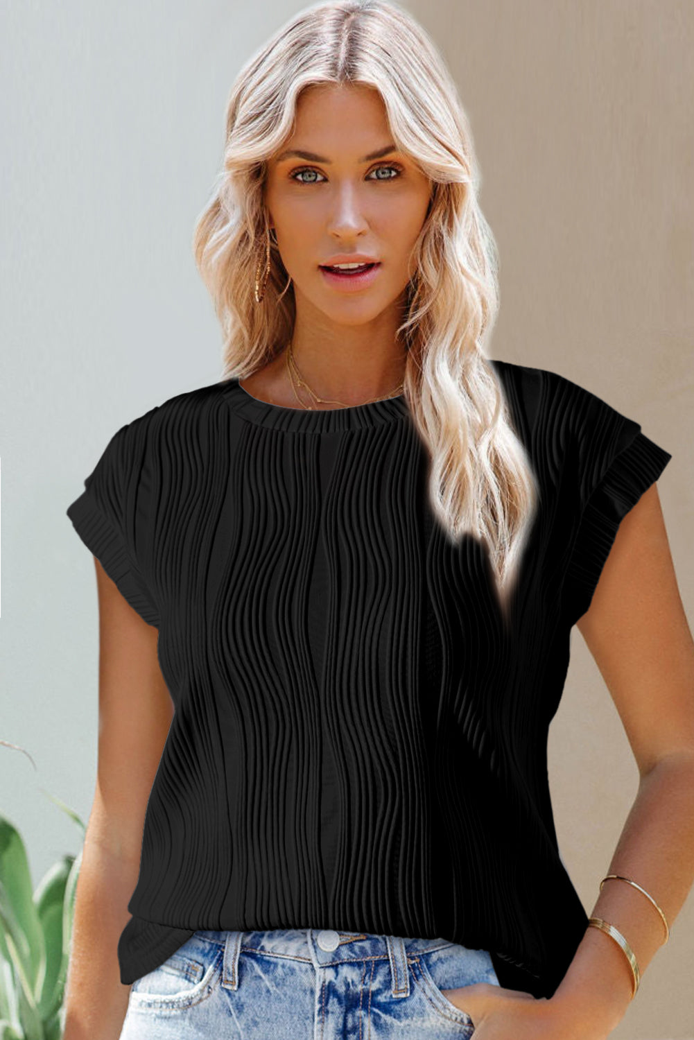 Wavy Textured Cap Sleeve Top