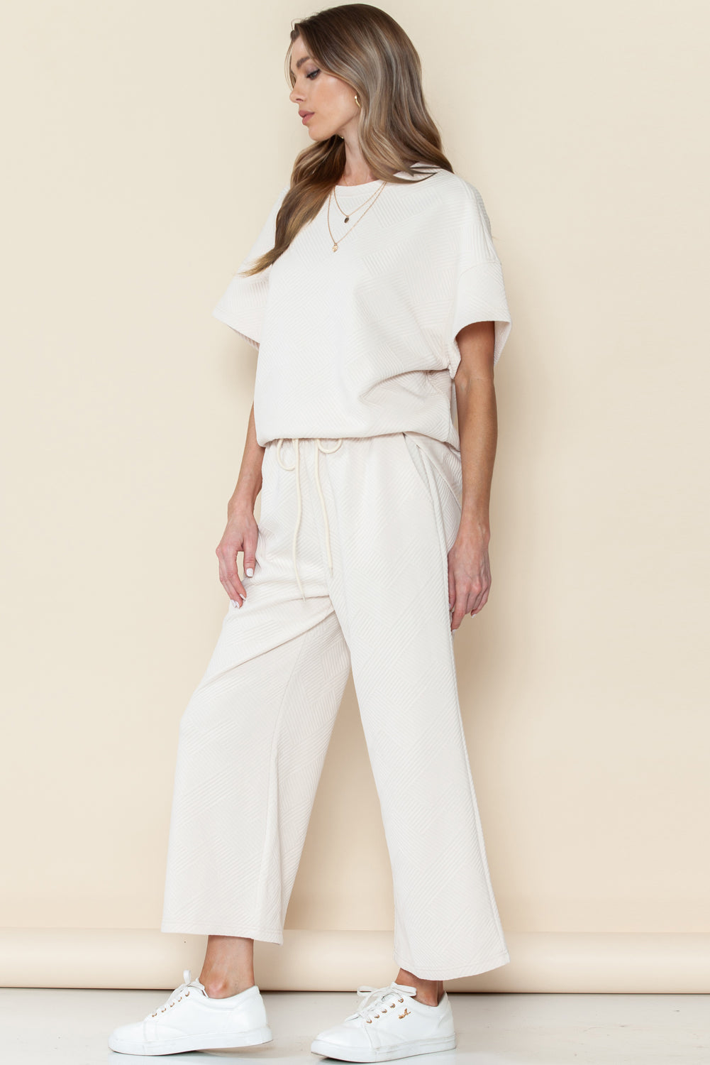 Textured Loose Fit T Shirt and Drawstring Pants Set w/Pockets