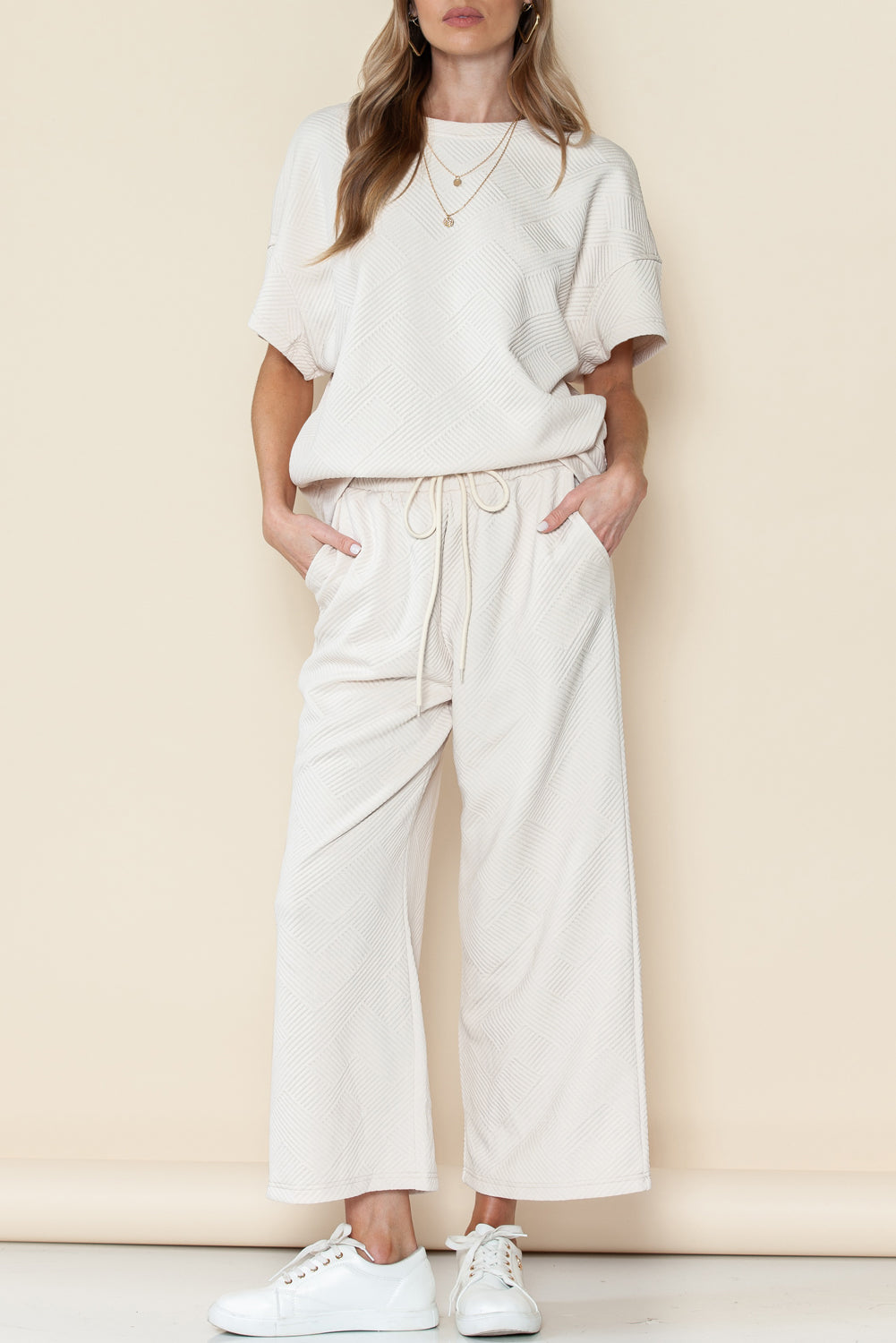 Textured Loose Fit T Shirt and Drawstring Pants Set w/Pockets